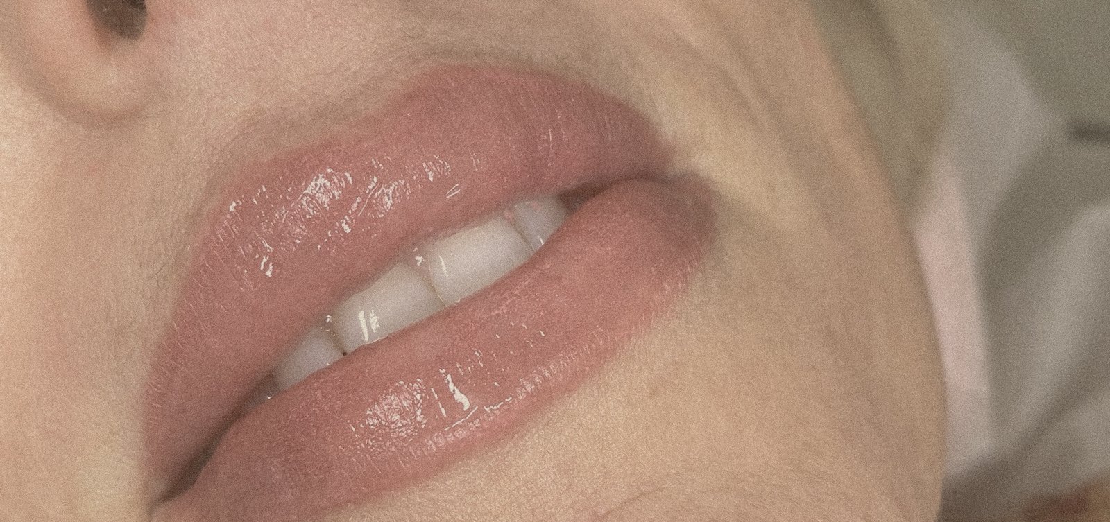 Lip blush